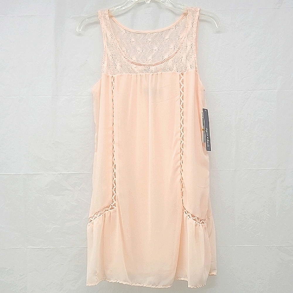 Short Nightqown Lace Trim Sleepwear Pastel Peach Scoop Nck Lightweight Feminine